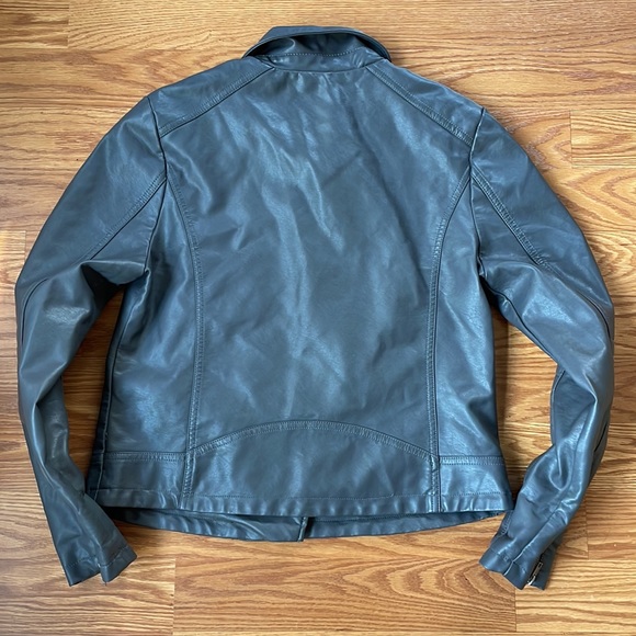 Cupcakes and Cashmere Gray Faux Leather Moto Jacket Size Large EUC - Picture 8 of 10